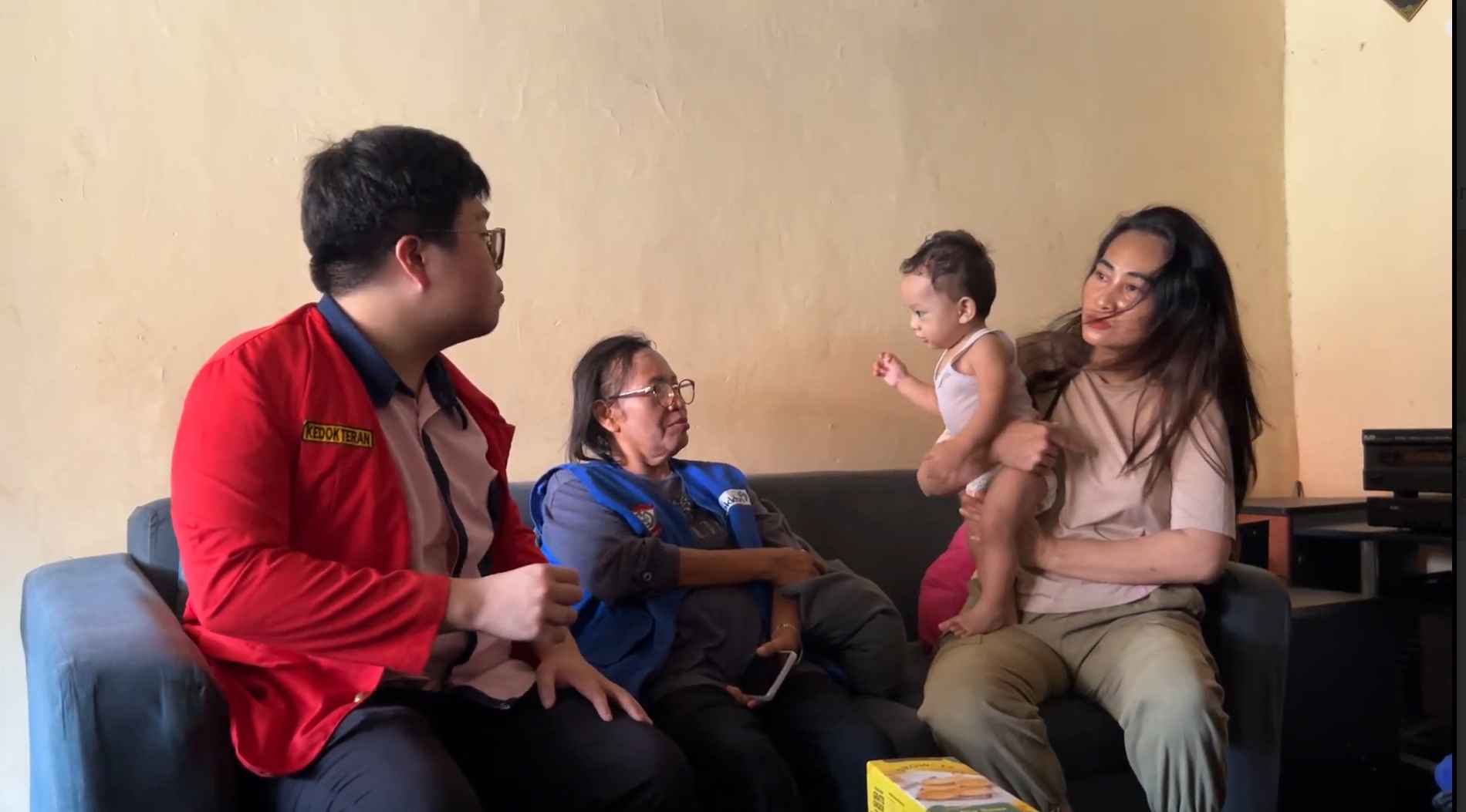 Pertemuan 1 P2KD-3 : Pengenalan kembali kepada keluarga serta Pemberian edukasi terkait metode-metode mendukung Keluarga Berencana pada ibu hamil